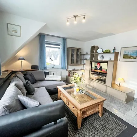 4 In Ruhigem Haus By Interhome Daire