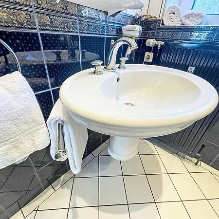 4 In Ruhigem Haus By Interhome Daire *